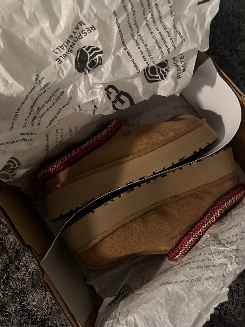 UGG Chestnut Suede Platform Slip- Size 8 - Picture 3 of 12